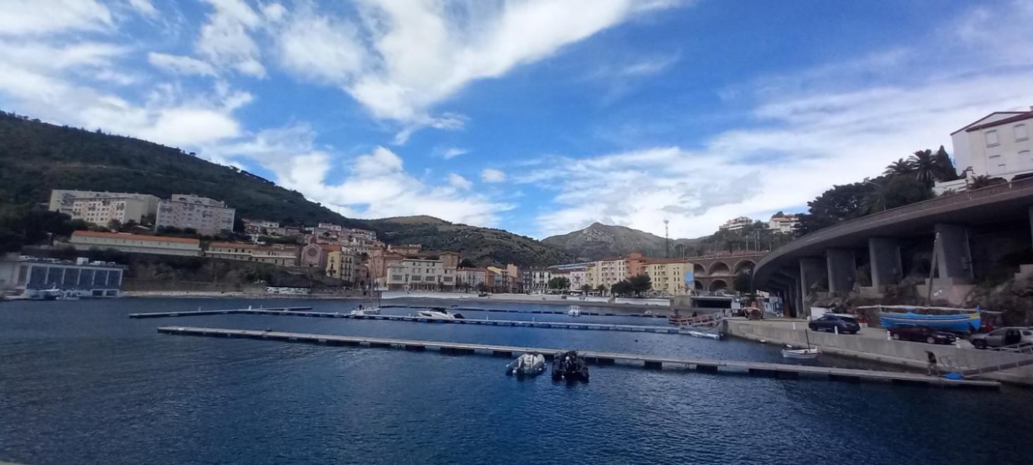 Appart F3 A 150 M De La Plage Avec Parking Prive แซร์แบ ภายนอก รูปภาพ